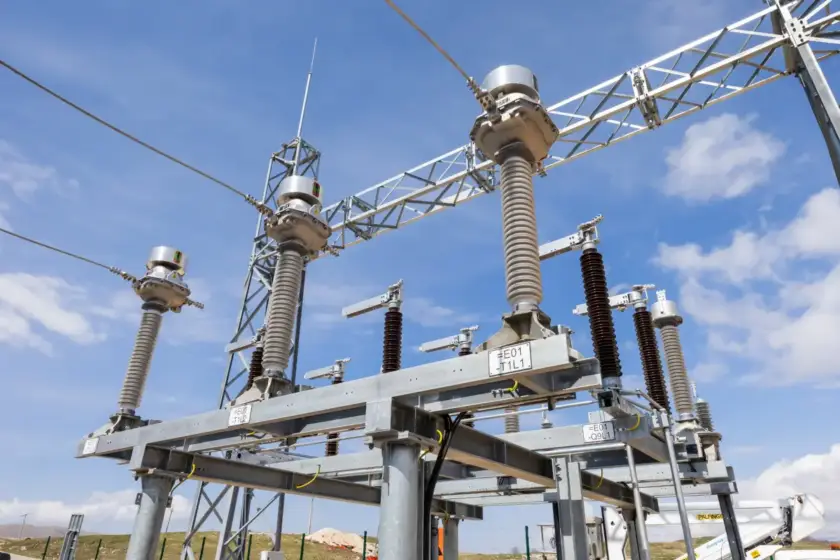 In Partnerschaft mit Astor Enerji liefern wir zwei Transformatoren für die SS Brezna